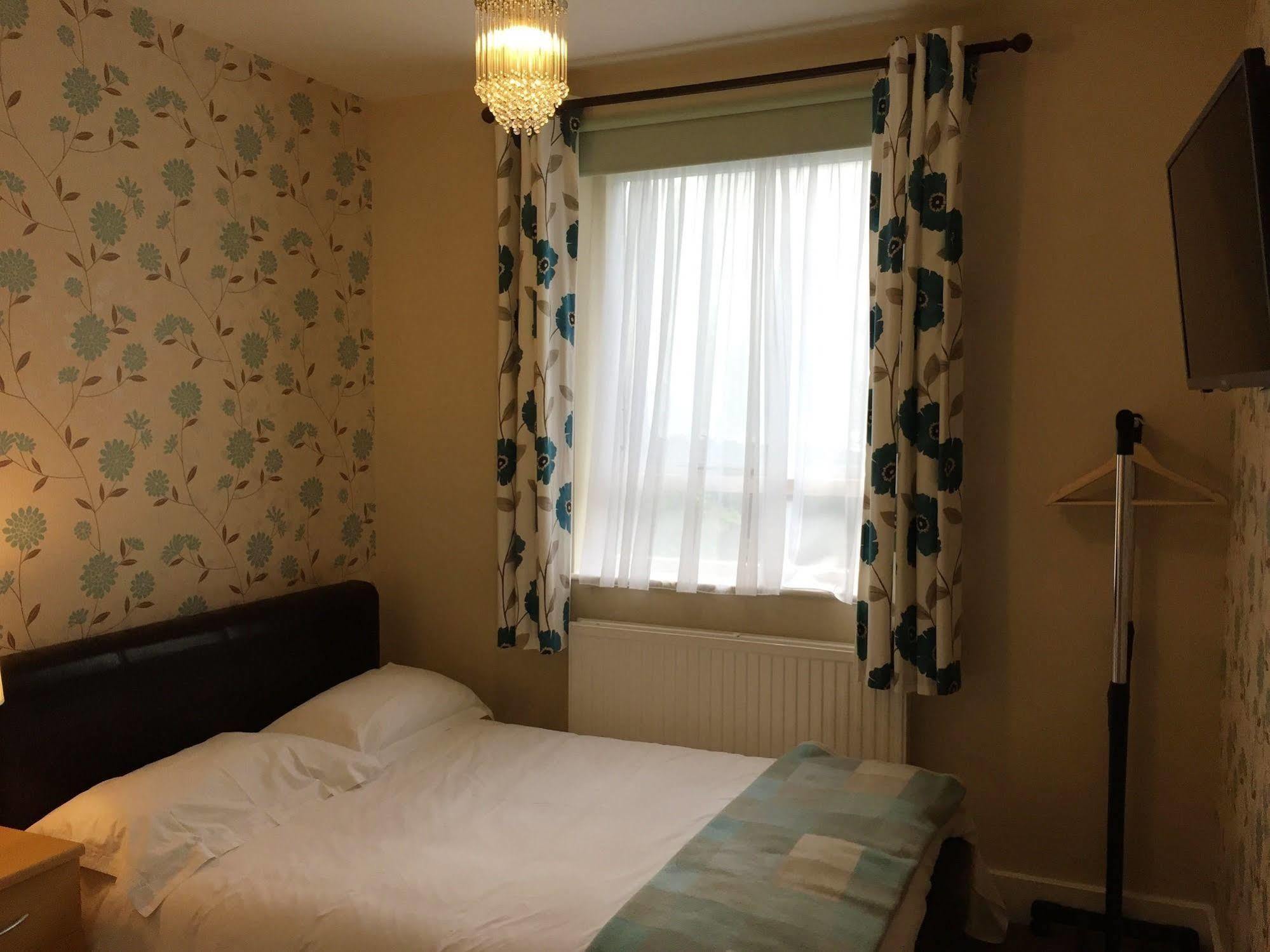 The Beaumont Accommodation Louth  Exterior photo